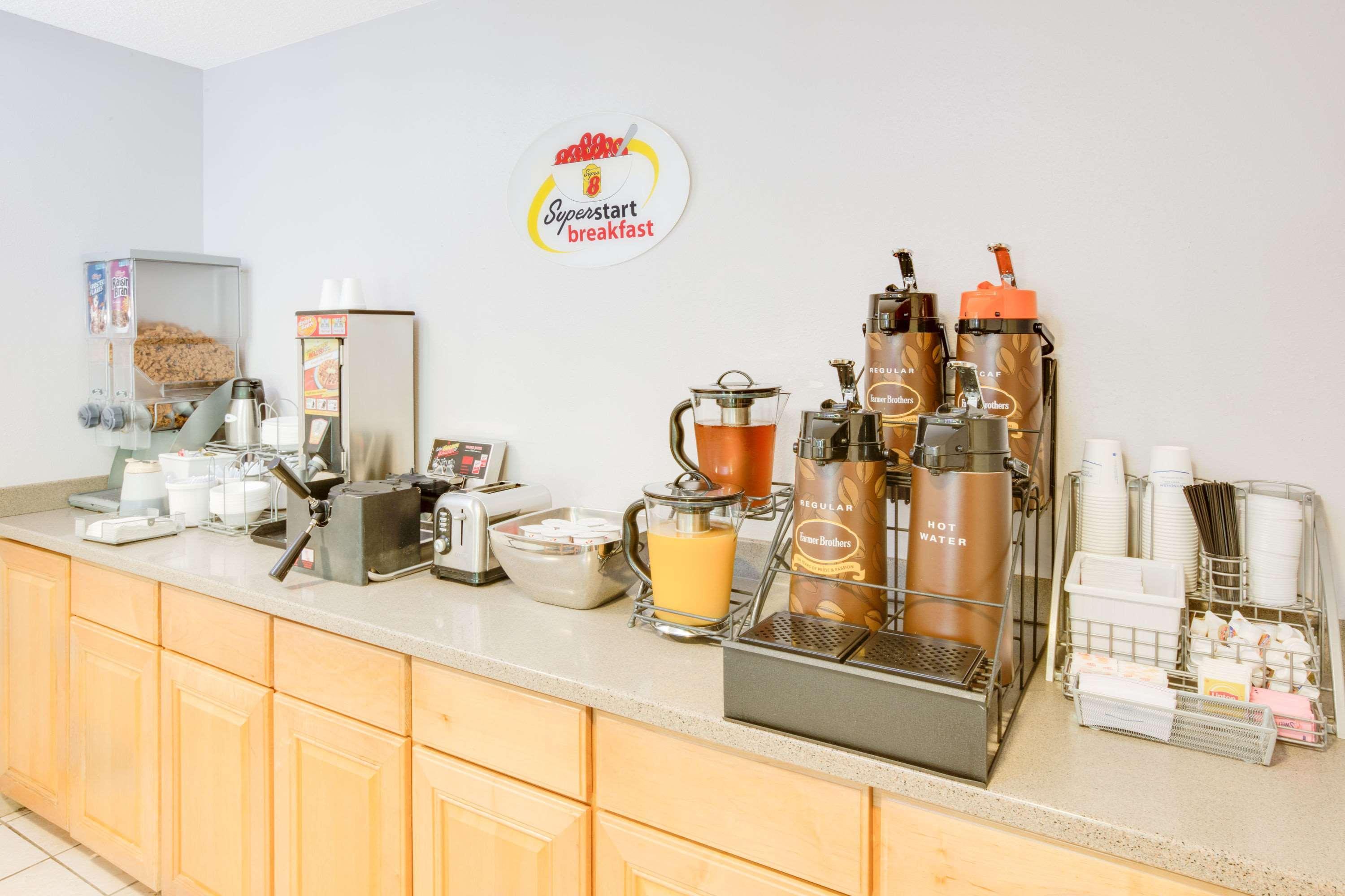 Super 8 By Wyndham Diberville Biloxi Area Zewnętrze zdjęcie