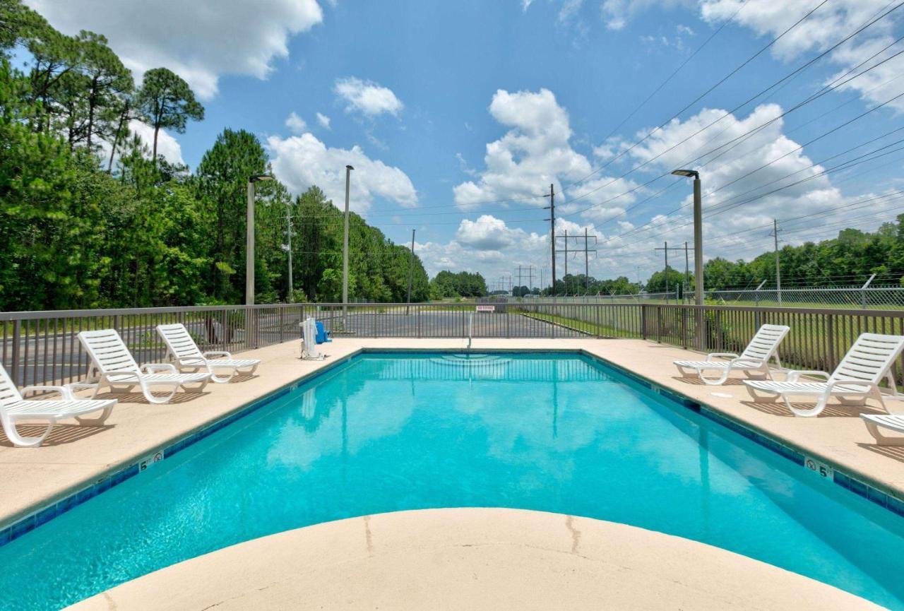 Super 8 By Wyndham Diberville Biloxi Area Zewnętrze zdjęcie
